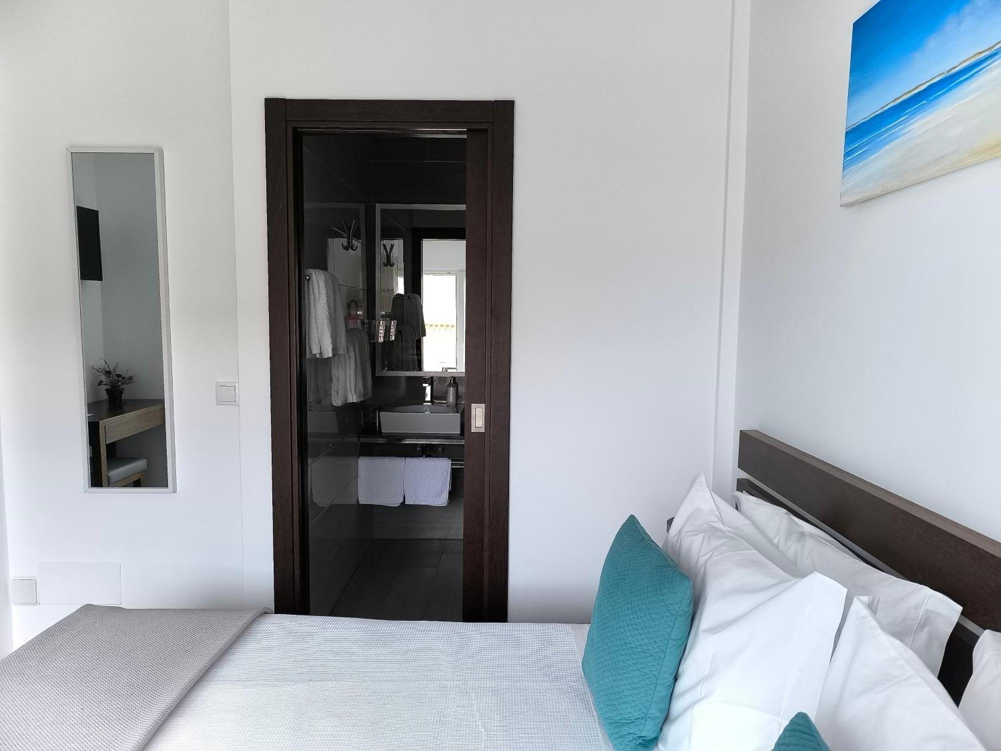 Baleal 4 Surf II Bed & Breakfast Room photo